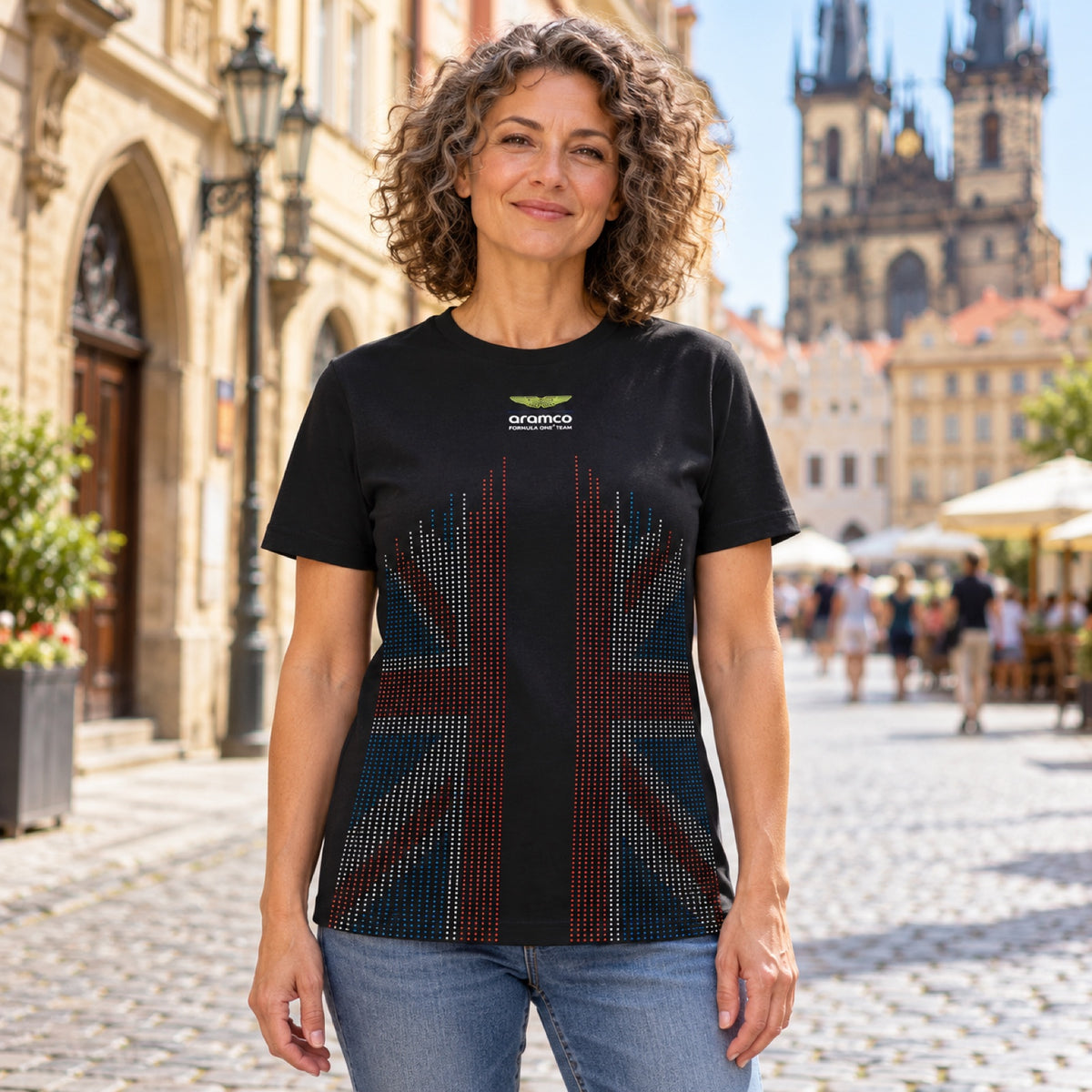 Aston Martin F1 Team Fan-T-Shirt – Silverstone Special Edition – Illustrationsfoto (KI)