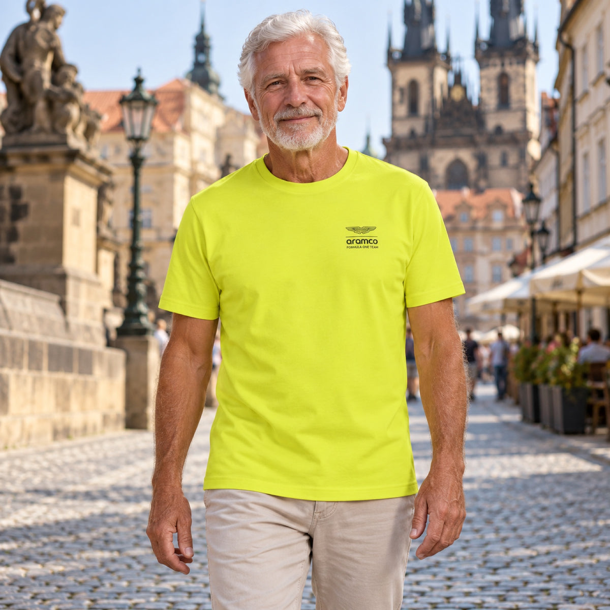 Aston Martin F1 Team GRAPHIC Fan-T-Shirt – Hellgelb – Illustrationsfoto (KI)
