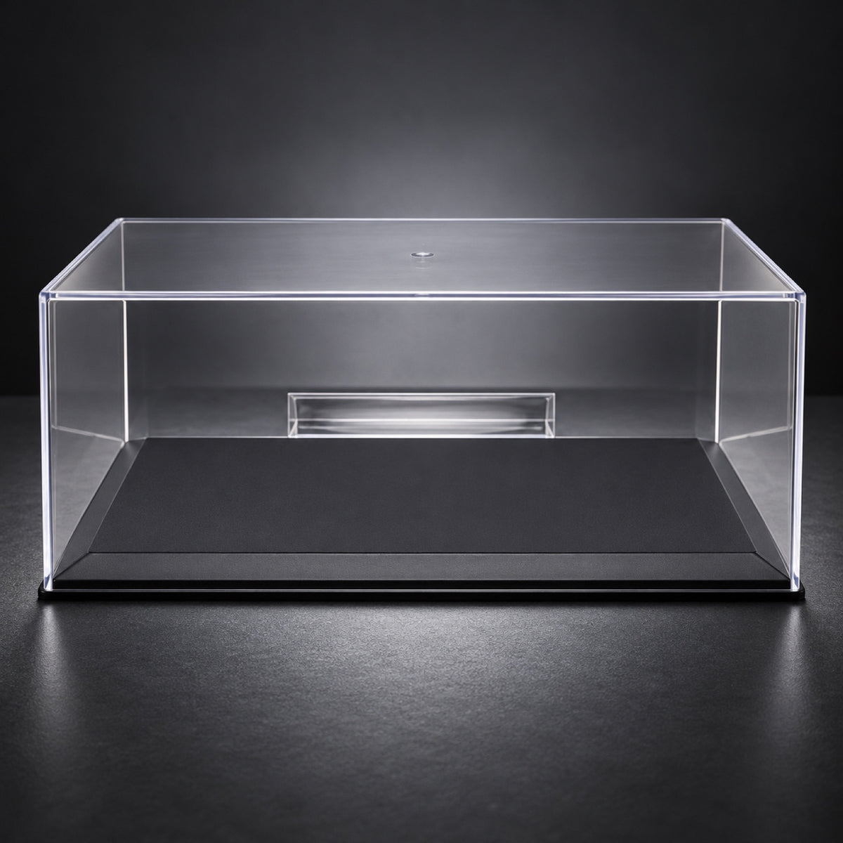 Clear Plastic Display Case with Base for 1:18 Models – illustrative photo (AI)
