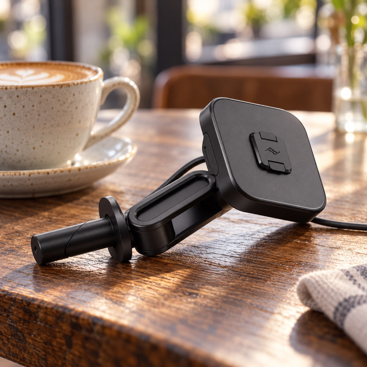 Peak Design Motorcycle Mount Stem Mount Charging – Schwarz – Illustrationsfoto (KI)