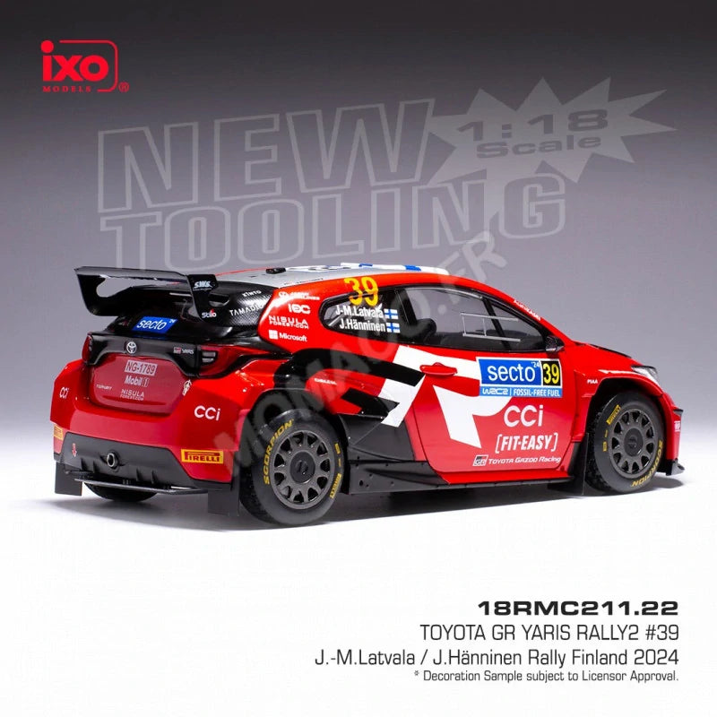 Ixo Toyota GR Yaris Rally2 #39 Latvala Modell im Maßstab 1:18 – Rally Finland 2024