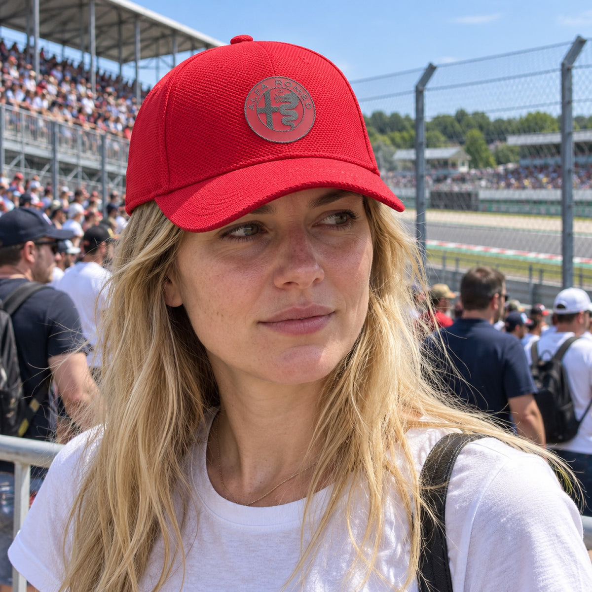 Alfa Romeo Logo Cap – Red – ilustrační foto 2 (AI)