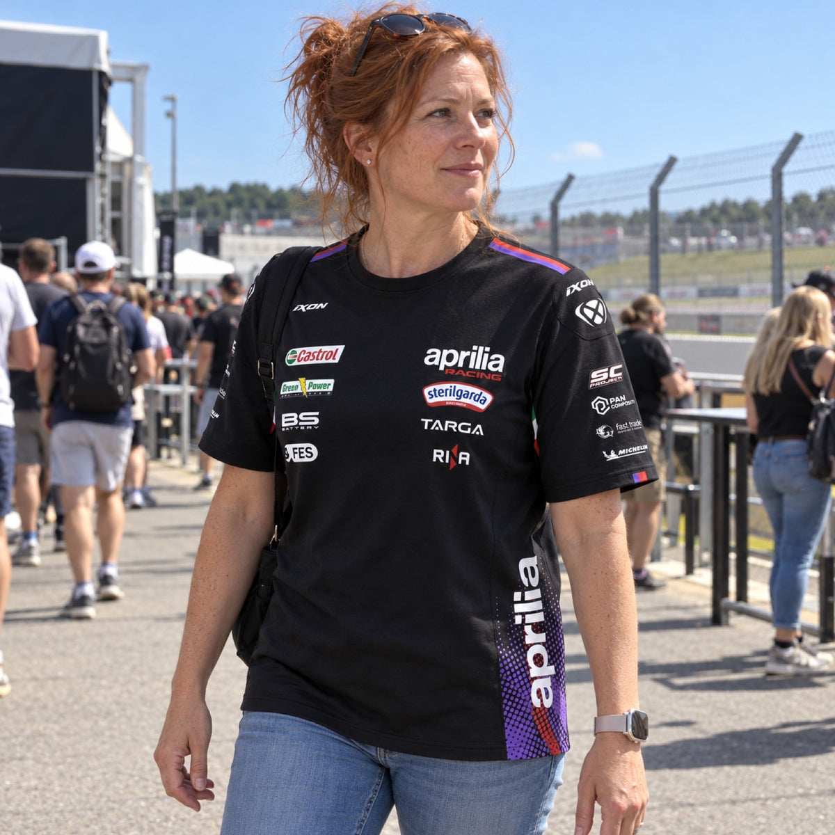 Aprilia Racing MotoGP Team T-Shirt with Sponsor Logos – ilustrační foto 2 (AI)