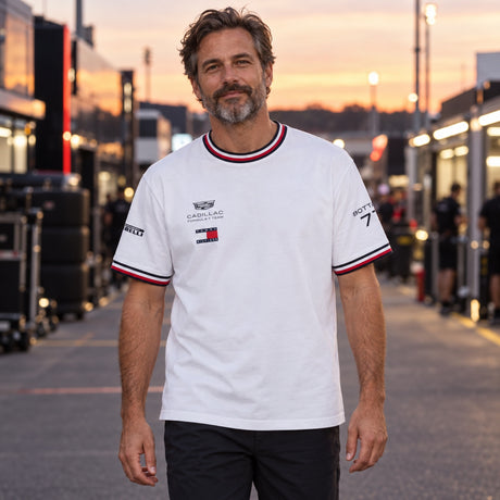 Valtteri Bottas Cadillac F1 x Tommy Hilfiger T-Shirt – Team Edition – Illustrationsfoto (KI)