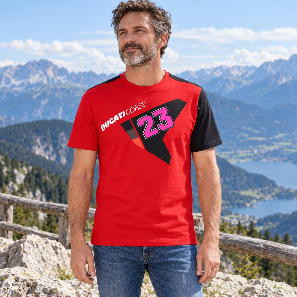 Ducati Corse x Enea Bastianini T-Shirt – Illustrationsfoto (KI)