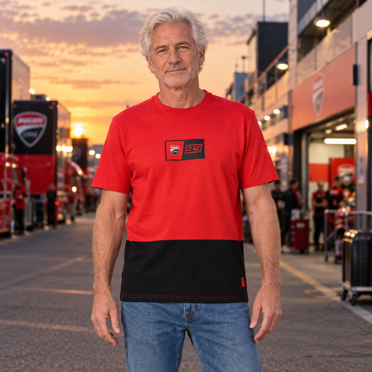 Ducati Corse Fan-T-Shirt – Marc Marquez mit Logo – Illustrationsfoto (KI)