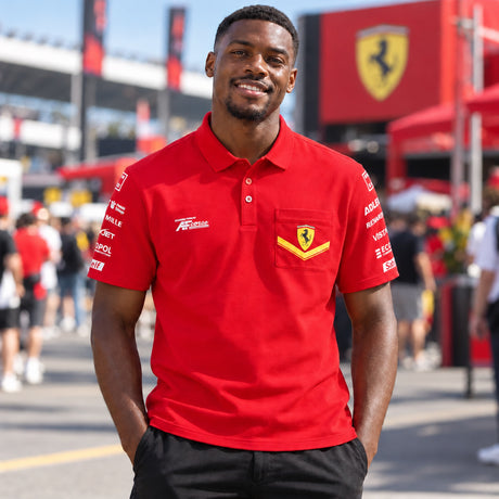Ferrari Hypercar 499P Le Mans Team-Poloshirt – Rot – Illustrationsfoto (KI)