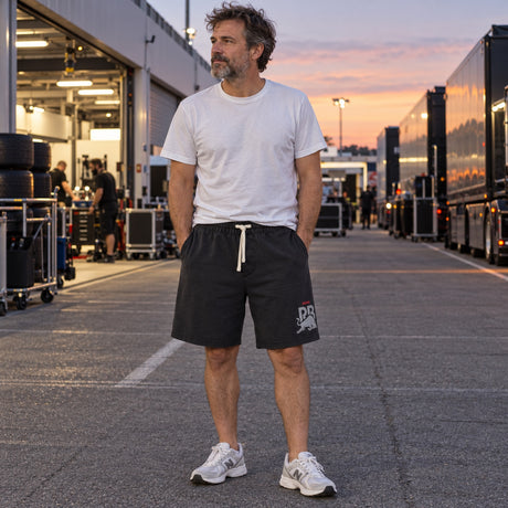 HUGO Racing Bulls Casual Shorts with Logo – Dark Grey – ilustrační foto (AI)