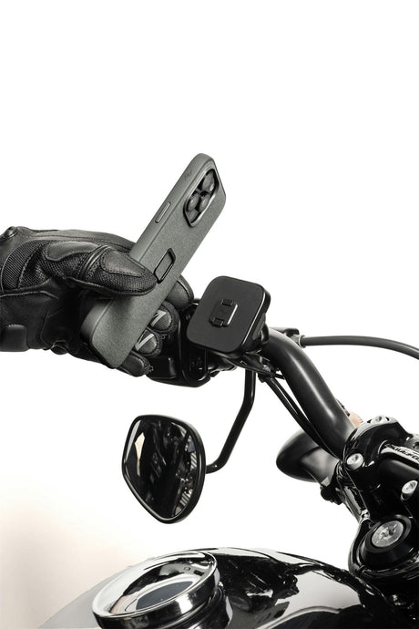 Motorradhalterung Peak Design Motorcycle Mount Brake/Clutch Mount mit Ladefunktion - schwarz