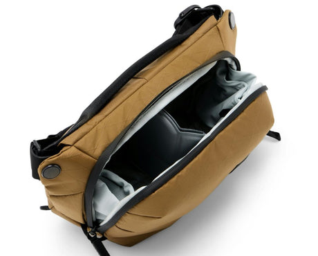 Peak Design Everyday Sling 3L v2 - Coyote