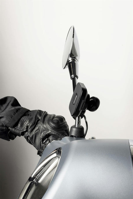 Motorradhalterung Peak Design Motorcycle Mount Mirror Mount mit Ladefunktion - schwarz