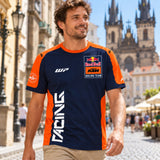KTM Red Bull Racing Team-T-Shirt – Illustrationsfoto (KI)