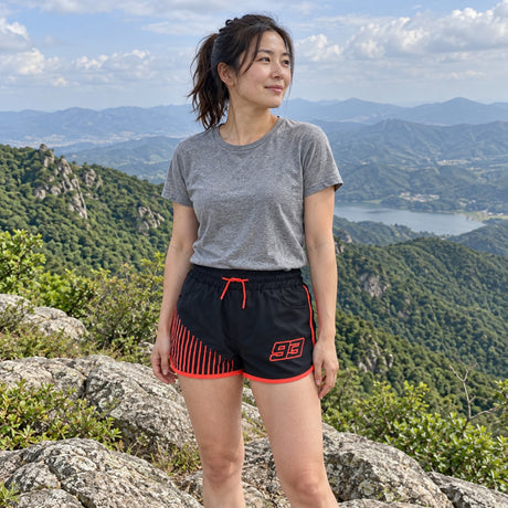 Marc Marquez 93 Women's Sports Shorts – Navy – ilustrační foto (AI)
