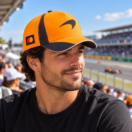 McLaren F1 x Puma Team-Cap – Orange – Illustrationsfoto (KI)