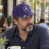 Mercedes-AMG PETRONAS F1 x Adidas Cap – Purple, Singapore 2026 Edition – ilustrační foto (AI)