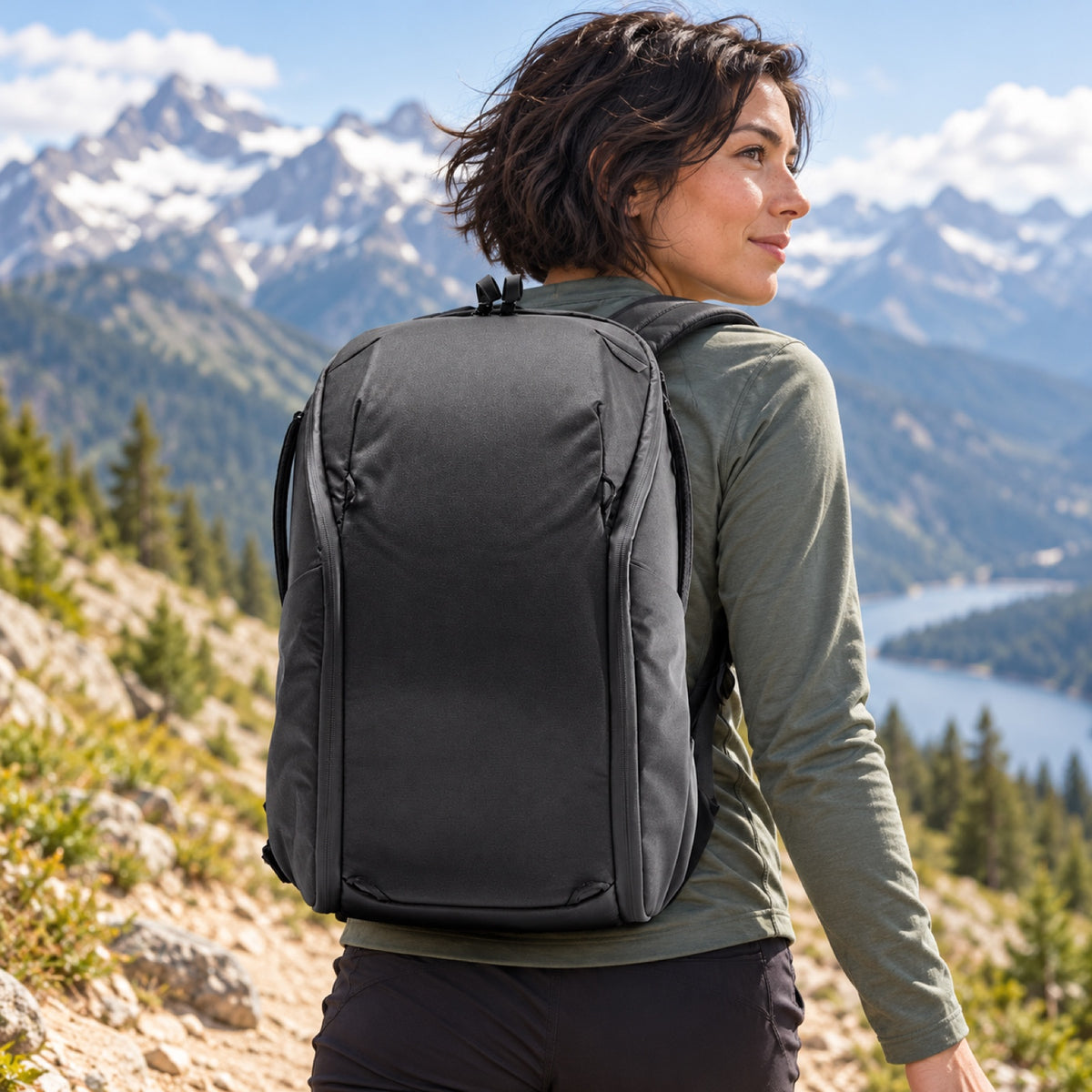 Peak Design Everyday Backpack Zip 15L v2 – Schwarz – Illustrationsfoto (KI)