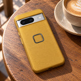 Peak Design Everyday Case Google Pixel 8 – Sun – illustrative photo (AI)
