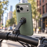 Peak Design Everyday Fabric Case – iPhone 17 Pro – Sage – illustrative photo (AI)