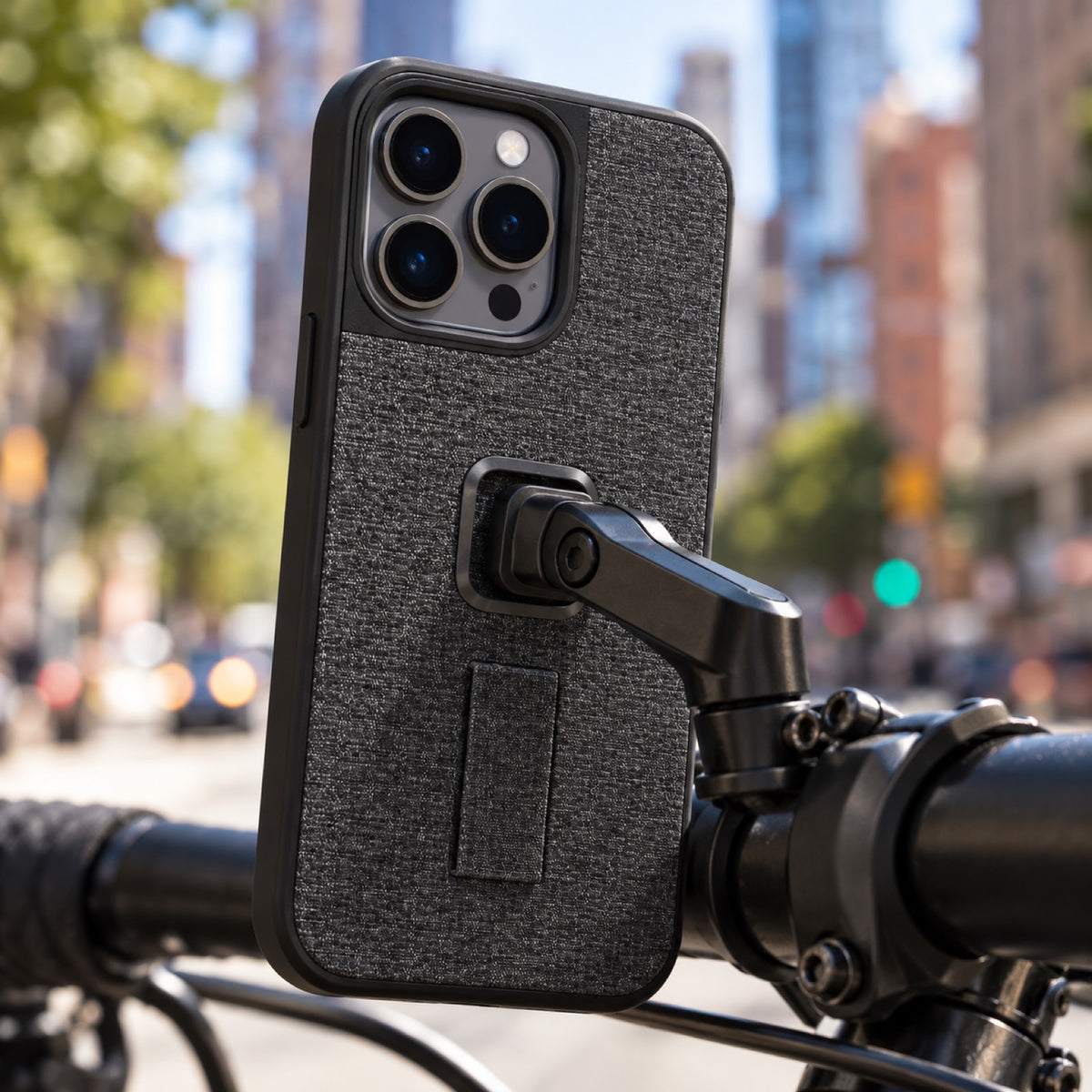 Peak Design Everyday Loop Case iPhone 14 Pro Max – Charcoal – illustrative photo (AI)