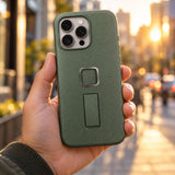 Peak Design Everyday Loop Case iPhone 16 Pro Max – Sage – illustrative photo (AI)
