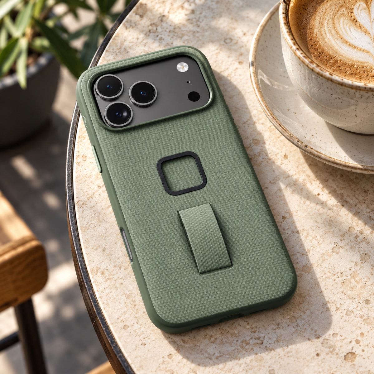 Peak Design Everyday Loop Case Slimlink iPhone 18 Pro Max – Sage – Illustrationsfoto (KI)