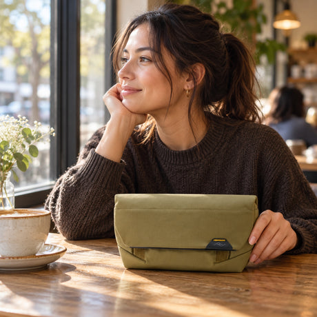 Peak Design Field Pouch – Kelp – Illustrationsfoto (KI)