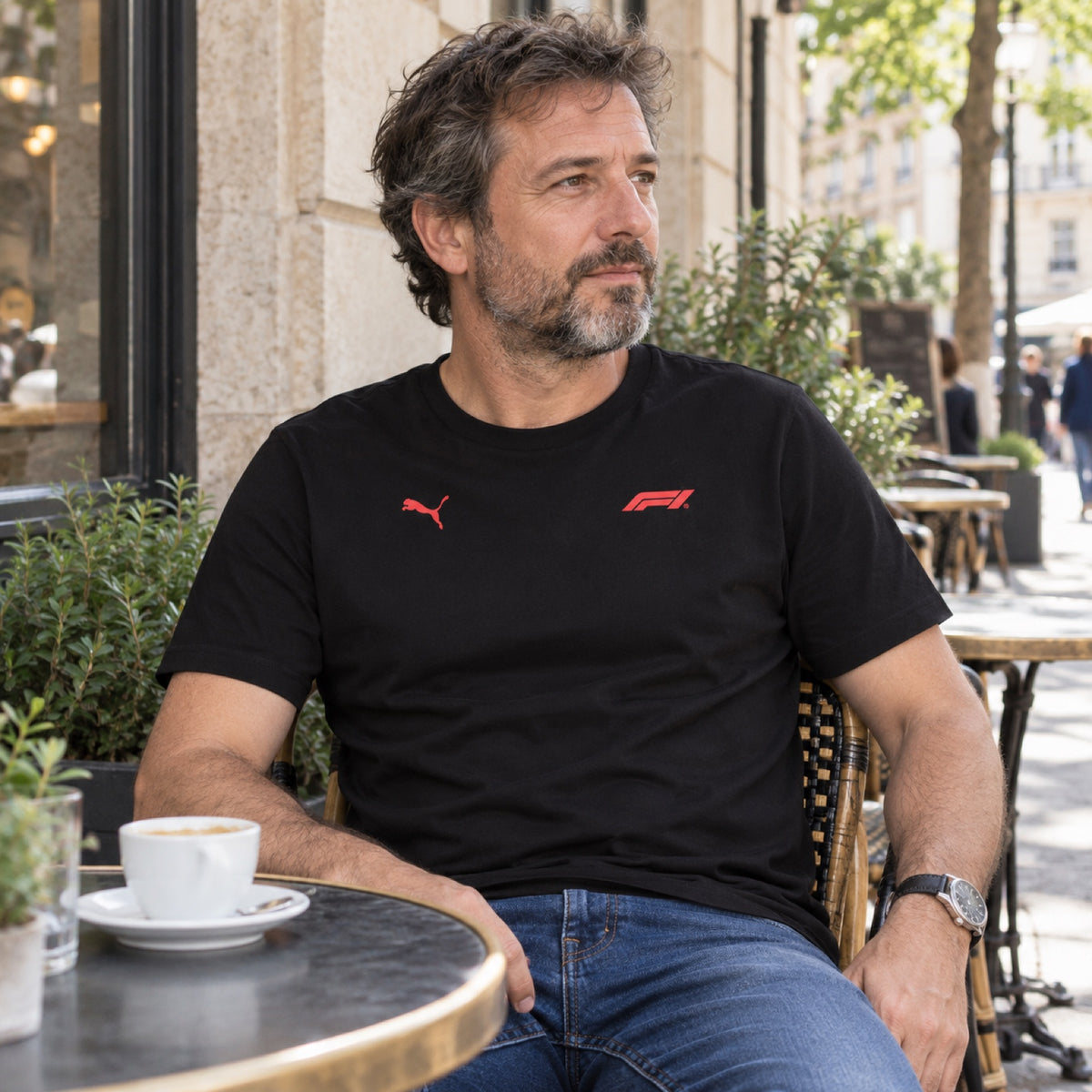 Formula 1 Fan T-Shirt with Small Puma Logo – Black – ilustrační foto (AI)
