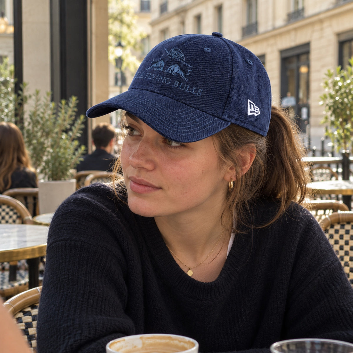 Red Bull The Flying Bulls Cap with Logo – Blue – ilustrační foto 2 (AI)