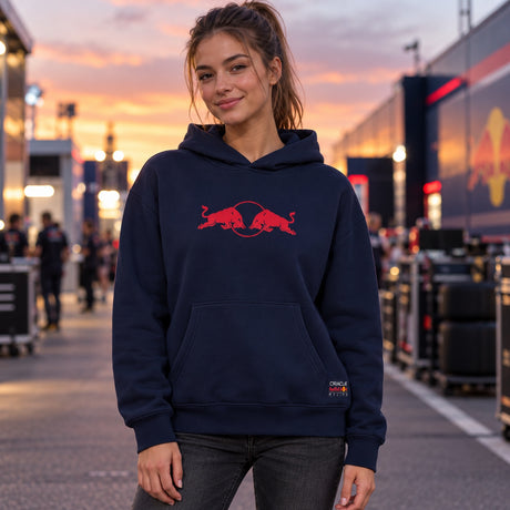Oracle Red Bull Racing SPARK Edition Hoodie mit Logo – Dunkelblau – Illustrationsfoto (KI)
