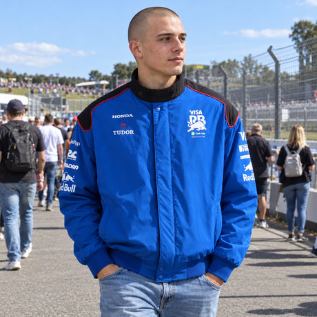 Visa Cash App RB Team Jacket with Sponsor Logos – ilustrační foto (AI)