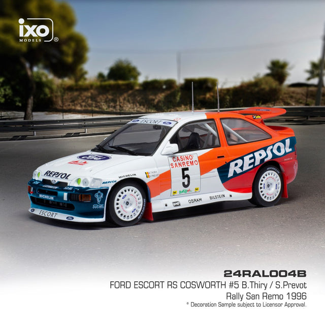 Modell IXO Ford Escort RS Rallye San Remo 1996 im Maßstab 1:24