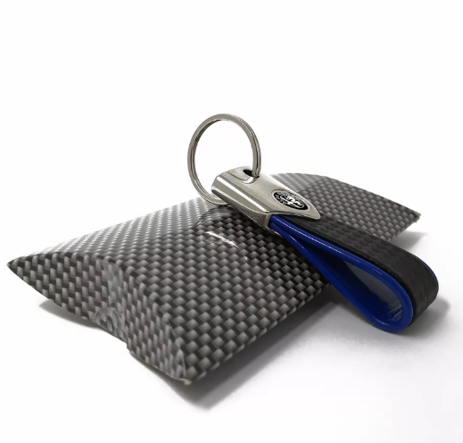Alfa Romeo Schlüsselanhänger BAND Carbon blau