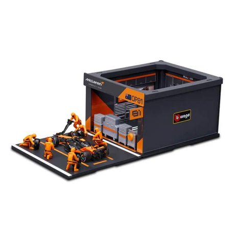 Modell Bburago McLaren F1 im Maßstab 1:43 Oscar Piastri mit Boxenmodell