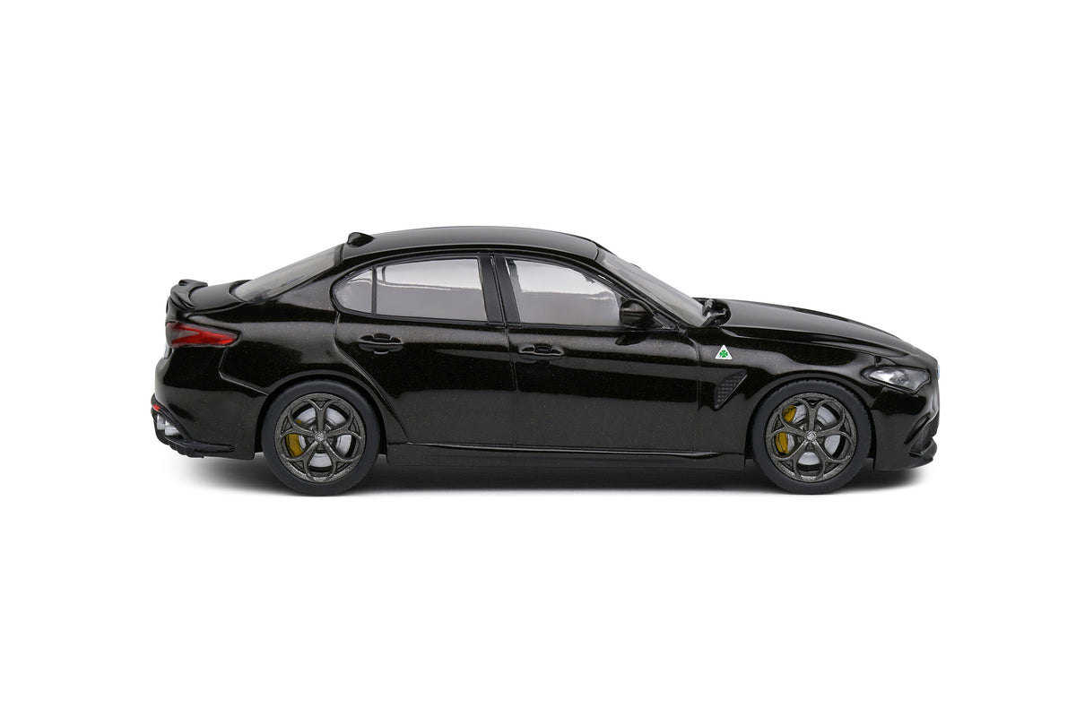 Solido Alfa Romeo Giulia Quadrifoglio 1:43 model black