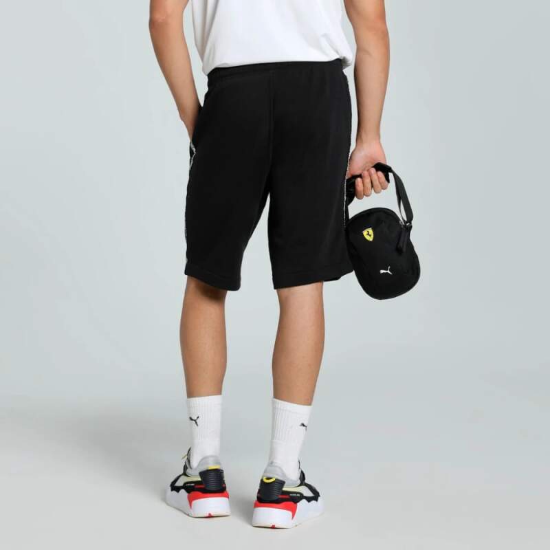 Scuderia Ferrari – Puma Freizeit-Shorts mit Logo schwarz